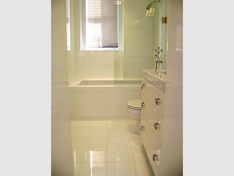 bathroom floor and wall tile